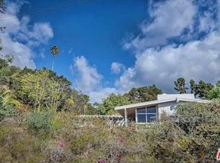 953 Chattanooga Ave, Pacific Palisades, CA 90272