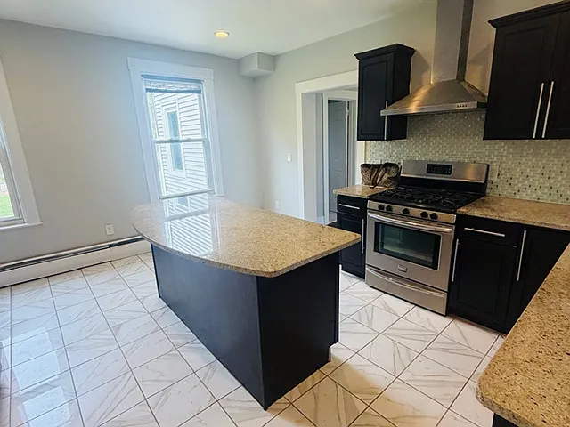 155 Cedar St #1 — Photo 4