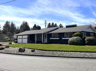 2618 Greenbriar St, Reedsport, OR 97467