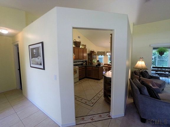 5th image of 42 Barkwood Ln