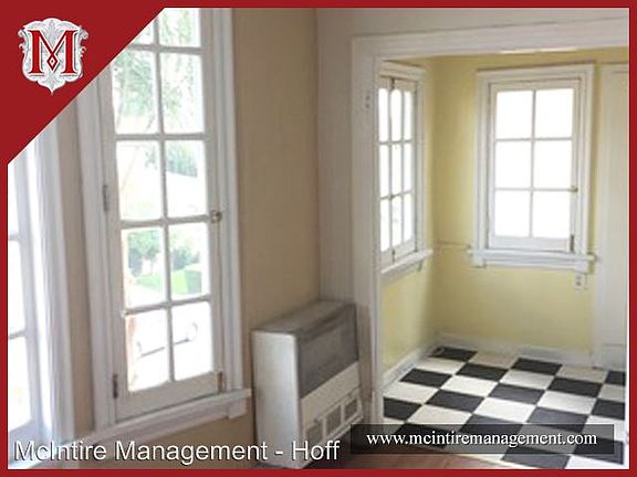 3rd image of 127 N Edgemont St APT 08