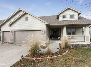 1226 Rosewood Dr, Altoona, IA 50009