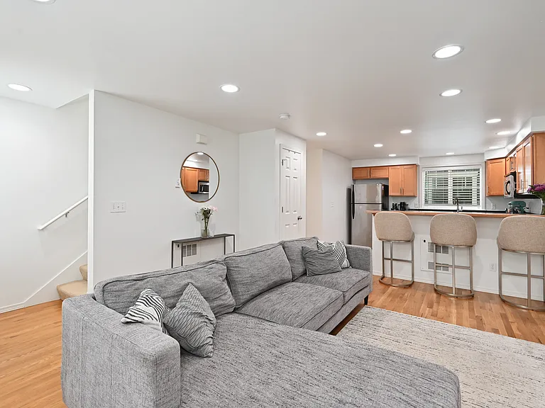 8509 Midvale Ave N #C — Photo 14