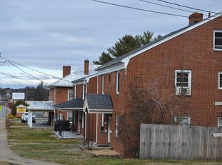 919 W Main St, Waynesboro, VA 22980