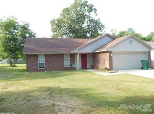 105 Little Ln, White Hall, AR 71602