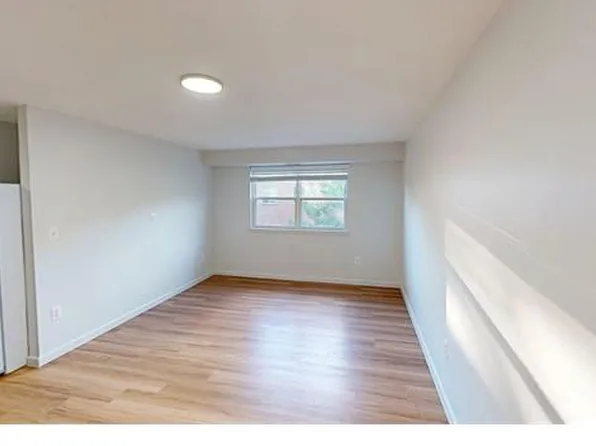 125 Yuma St SE #108, Washington, DC 20032