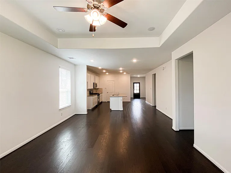 31302 Whitfield Ct — Photo 11
