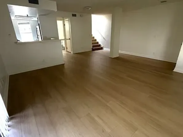 313 E Pine St APT 19, Santa Ana, CA 92701