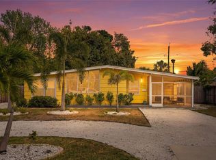 4420 Neptune Dr SE, Saint Petersburg, FL 33705