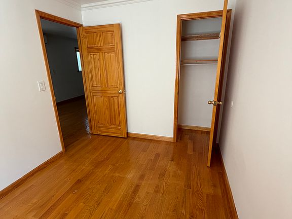 4th image of 5501 98th St APT 2