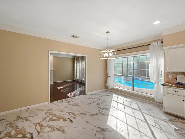 4422 Pine Breeze Dr — Photo 12