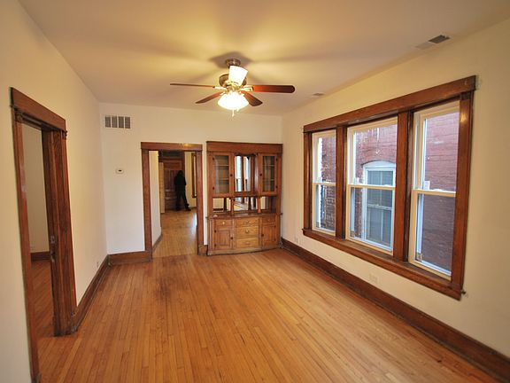 5th image of 871 N Francisco Ave #2