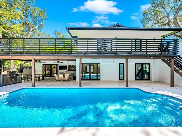 11340 SW 74th Ct, Pinecrest, FL 33156