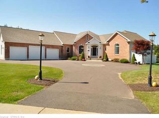 40 Brightman Cir, South Windsor, CT 06074