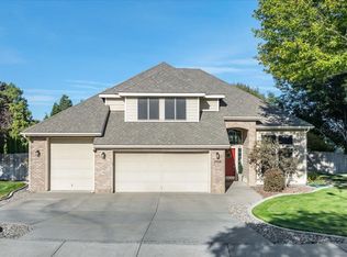 2918 W 43rd Ct, Kennewick, WA 99337