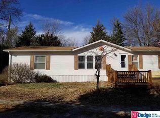 8317 Auburn Rd, Plattsmouth, NE 68048