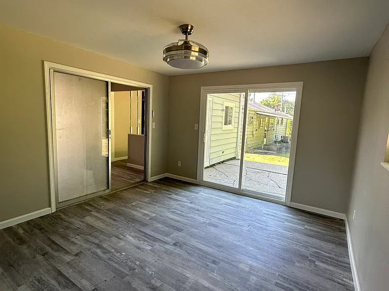 1109 Ranchland Dr — Photo 30
