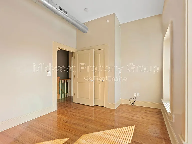 Chouteau Lofts — Photo 9