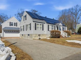 37 Saint Paul St, Lowell, MA 01851
