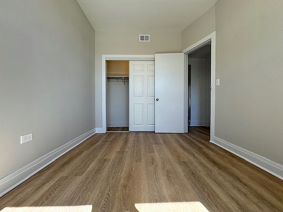 3rd image of 2640 N Milwaukee Ave #2