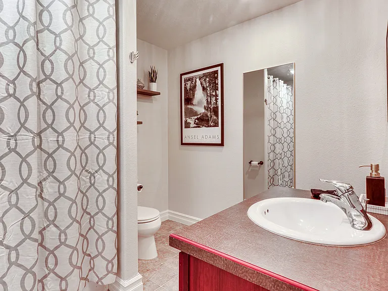 4403 S Vanilla Ct — Photo 10