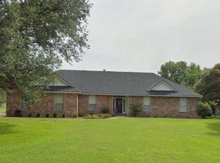 4501 Lawndale Dr, Benton, LA 71006