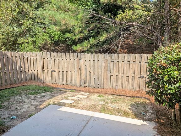 2nd image of 315 Buxton Ln