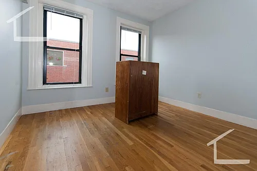308 Washington St #2 Photo 1