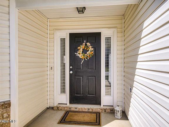 2nd image of 1213 Derby Lane