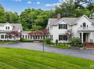 1230 Oakwood Ave, Oakwood, OH 45419