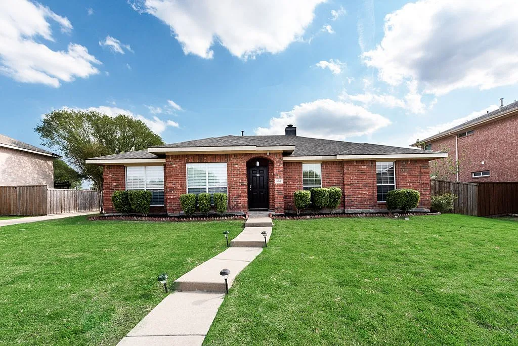4 bed, 2.0 bath, 2163 sqft, $2,750 — Photo 3
