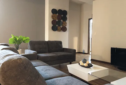 808 North Dr — Photo 2