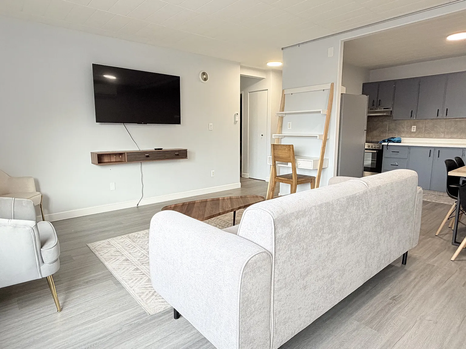 1 bed, $1,356 — Photo 4