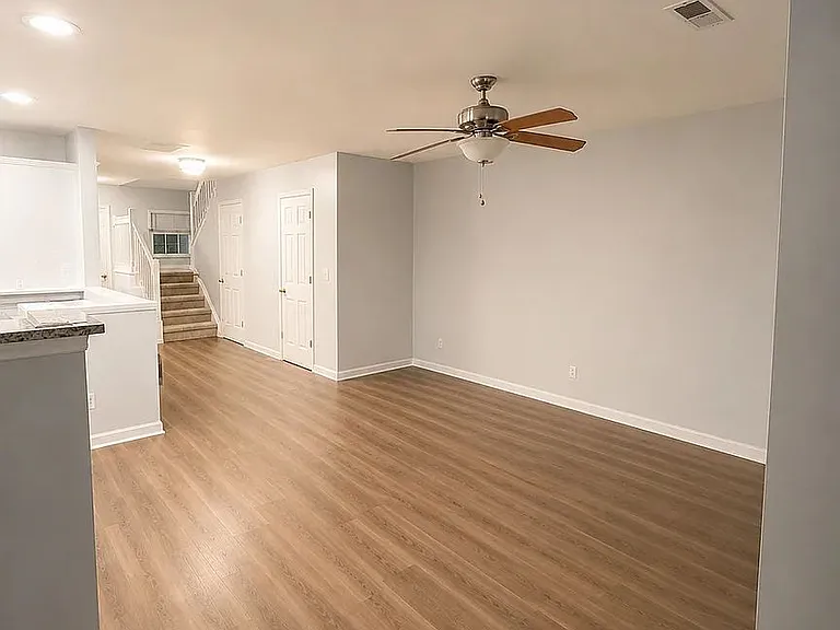202 Kelsey Blvd — Photo 3