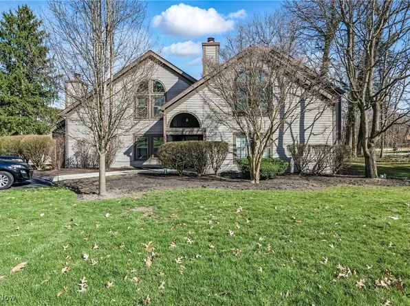 3800 Northwoods Ct NE Unit 6, Warren, OH 44483