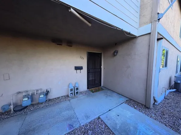 289 Stage Coach Rd, Oceanside, CA 92057