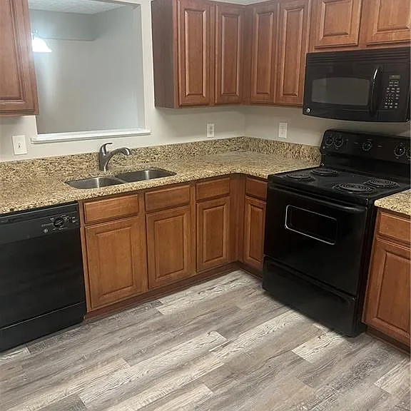 1792 Gold Finch Way — Photo 2