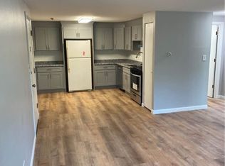 351 Hildreth St APT 21, Lowell, MA 01850