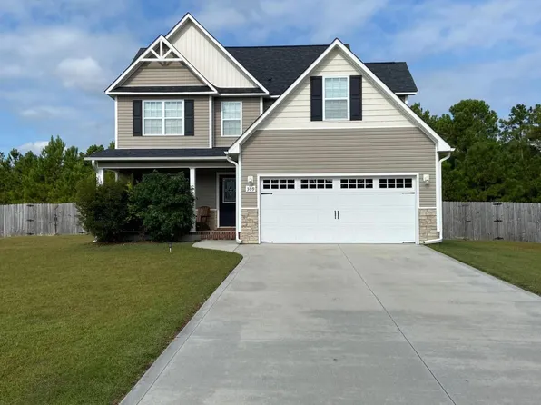 309 Basil Court, Hubert, NC 28539
