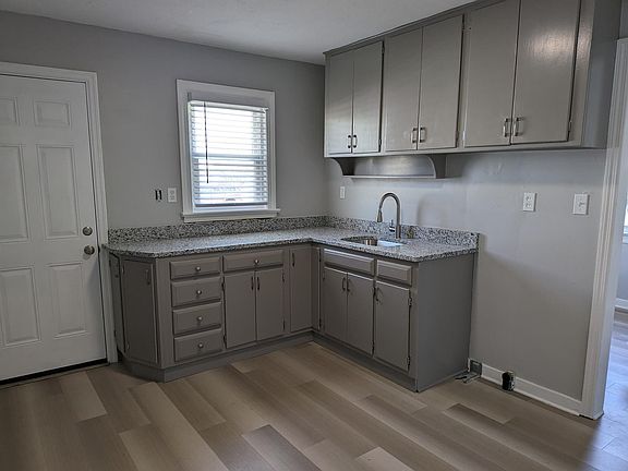 2nd image of 3505 Bapaume Ave