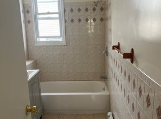 333 E 22nd St APT 4, Paterson, NJ 07514