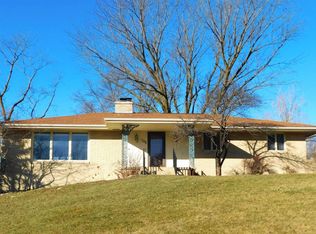 709 Pleasant St, Denison, IA 51442