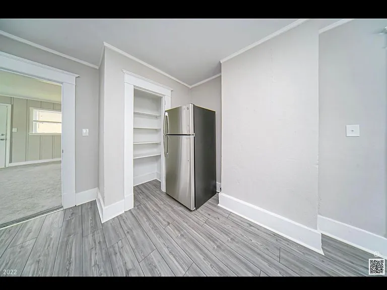 220 Ellis St — Photo 15