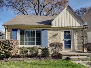 2458 N 83rd St, Wauwatosa, WI 53213