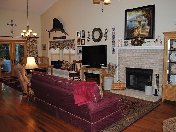 2nd image of 5872 Ivystone Ct