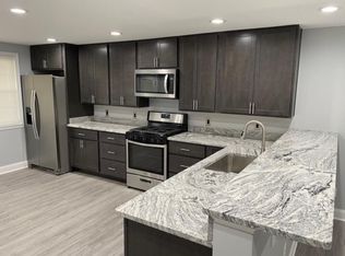 7829 Saint Boniface Ln, Baltimore, MD 21222