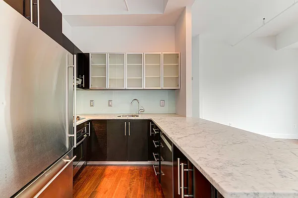 Rented by REAL New York | media 31