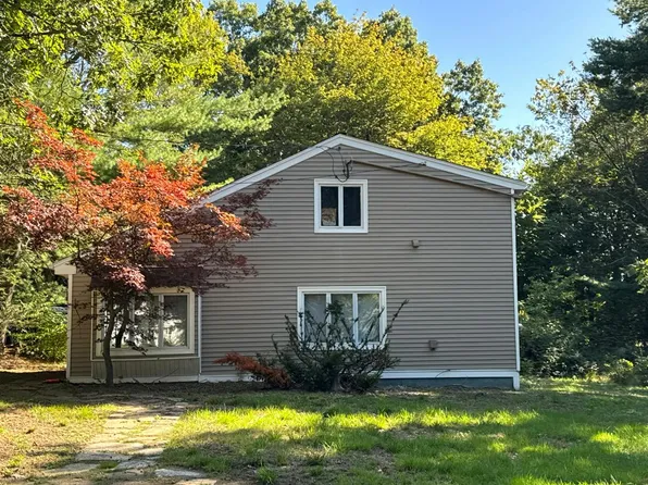 194 Grassy Hill Rd, Waterbury, CT 06704