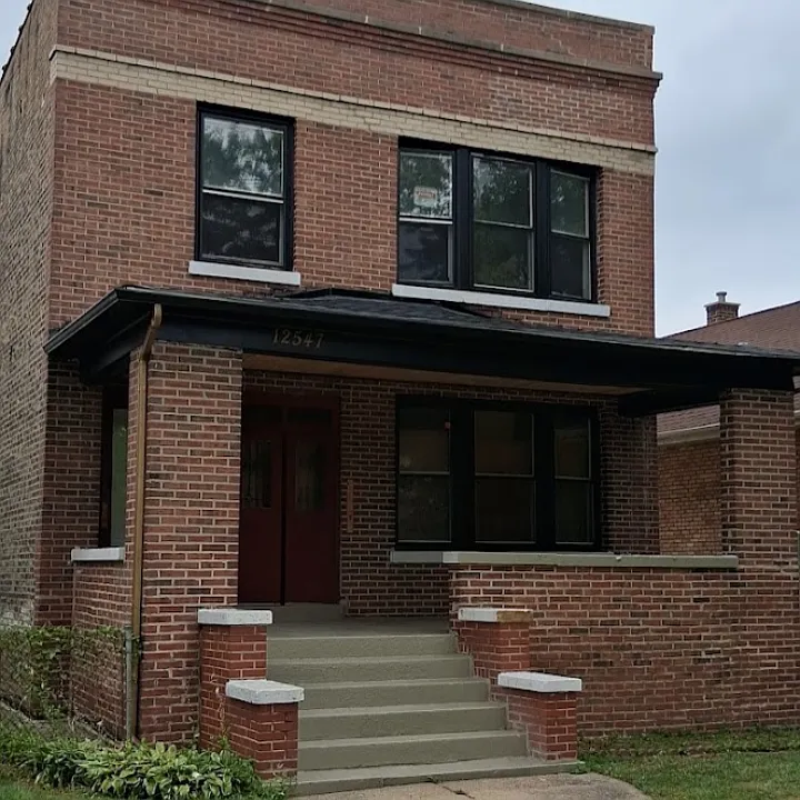 Greenwood Ave