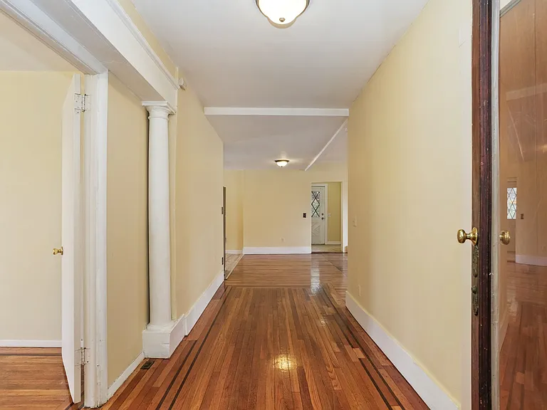 287 Fisher Ave #1 — Photo 3
